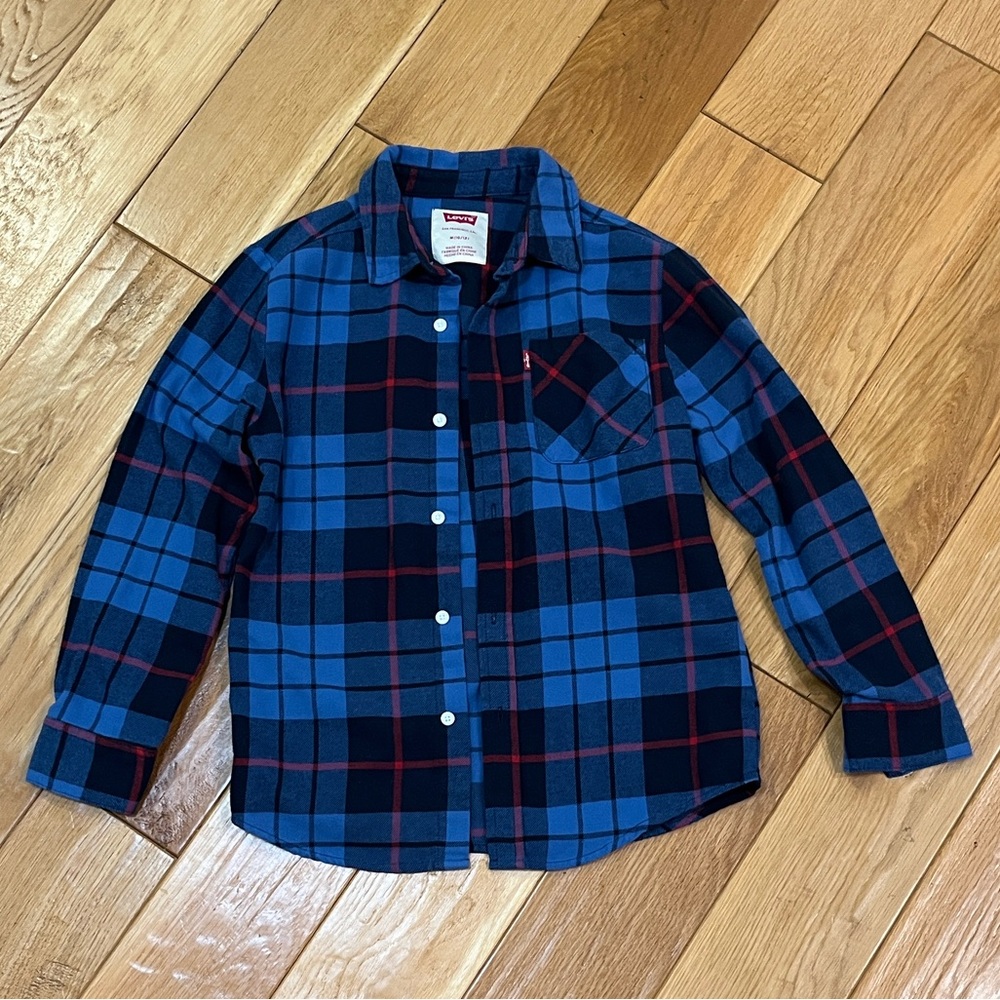 Levi's Kids Navy, Blue, and Red Plaid Button Down Shirt Size M (10-12)